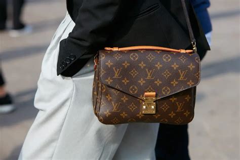 best louis vuitton cross body bag